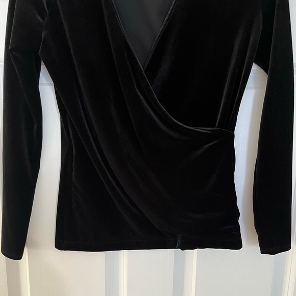 J. Crew Mercantile Surplice Black Velvet Top Size XS - Picture 4 of 11